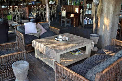 Caprivi Houseboat Safari Lodge Katima Mulilo ภายนอก รูปภาพ