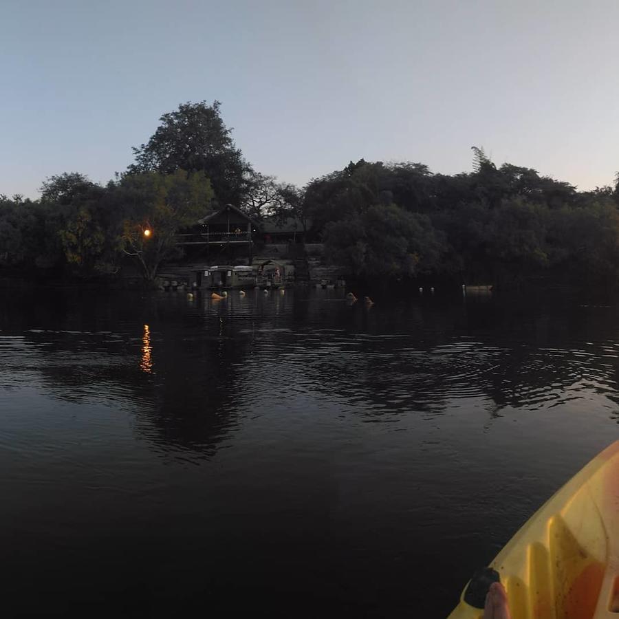 Caprivi Houseboat Safari Lodge Katima Mulilo ภายนอก รูปภาพ